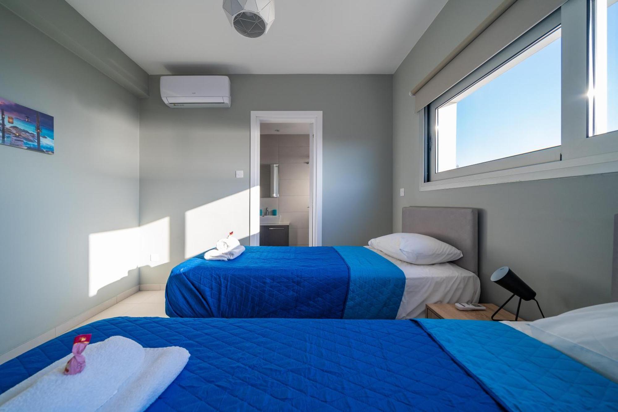 Majestic Sunset Salt Lake Views 300M From Beach Larnaka Exterior foto