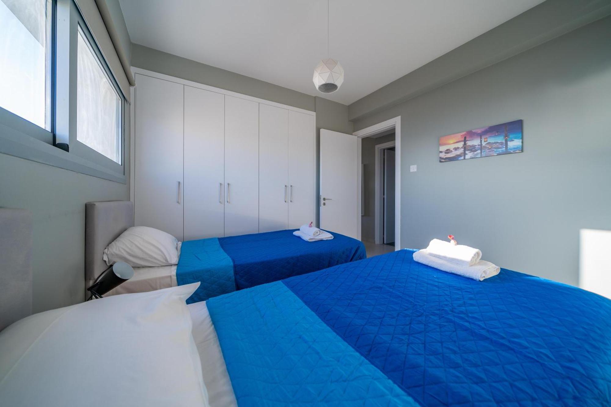 Majestic Sunset Salt Lake Views 300M From Beach Larnaka Exterior foto