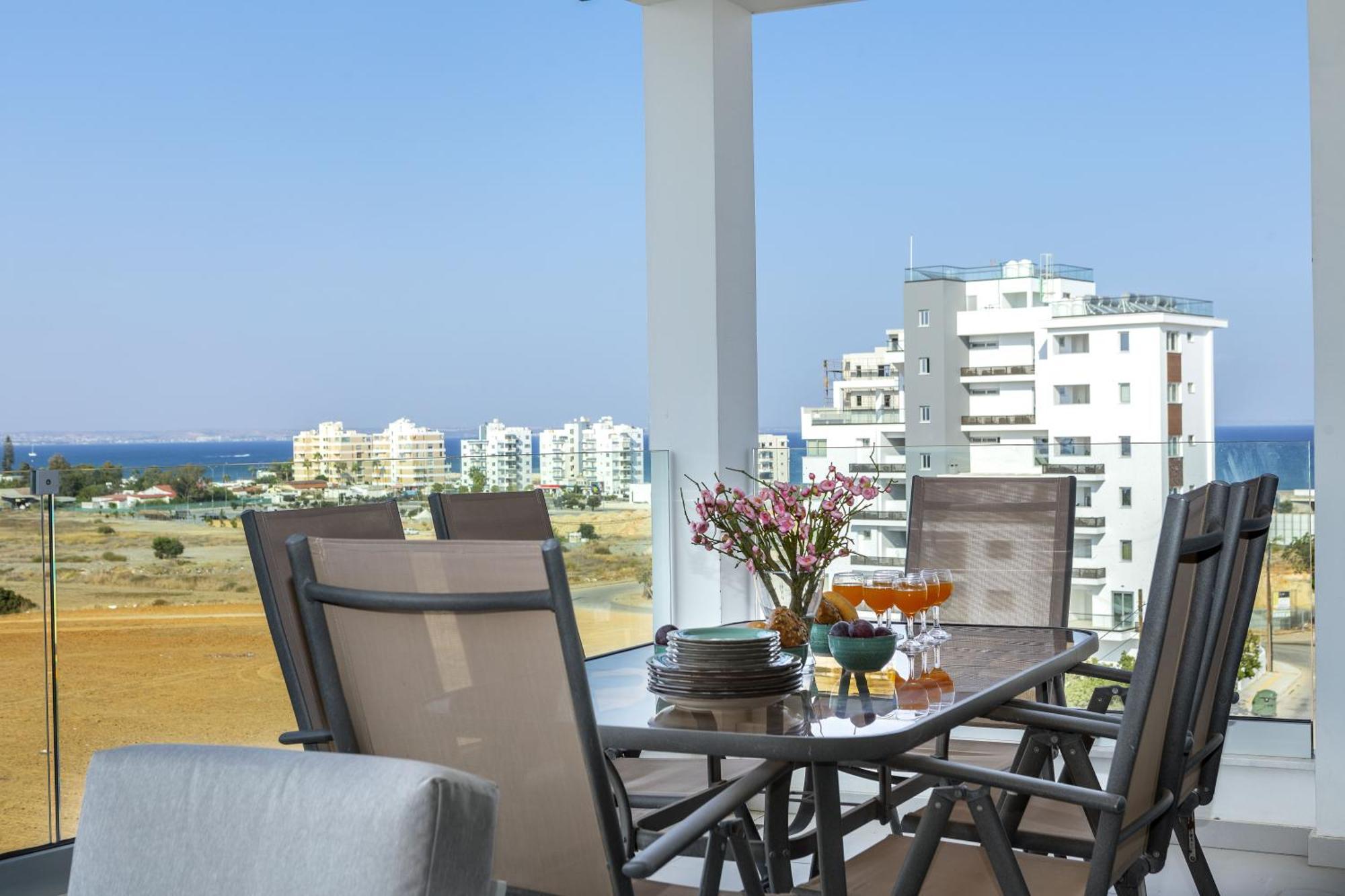 Majestic Sunset Salt Lake Views 300M From Beach Larnaka Exterior foto