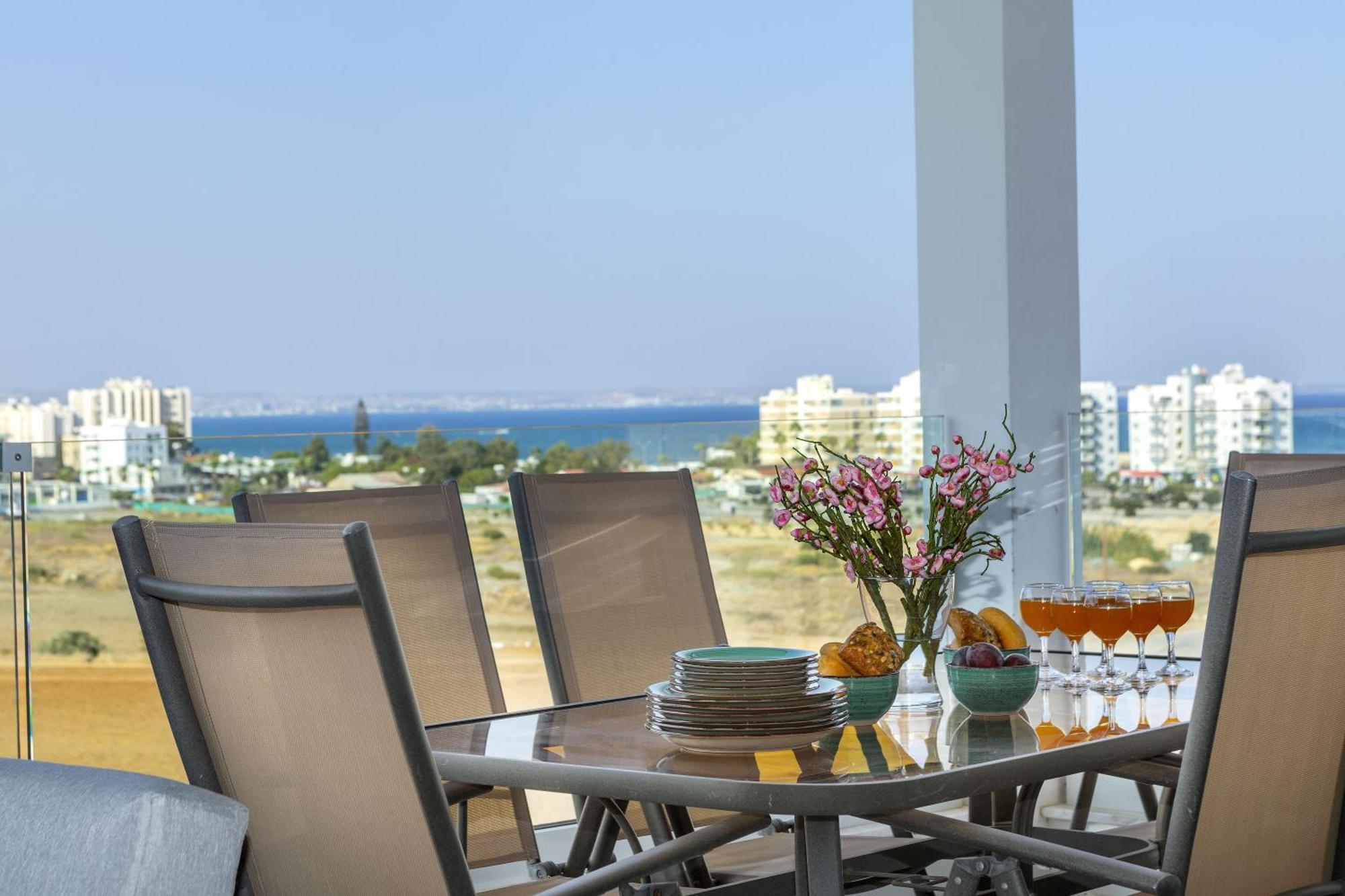 Majestic Sunset Salt Lake Views 300M From Beach Larnaka Exterior foto