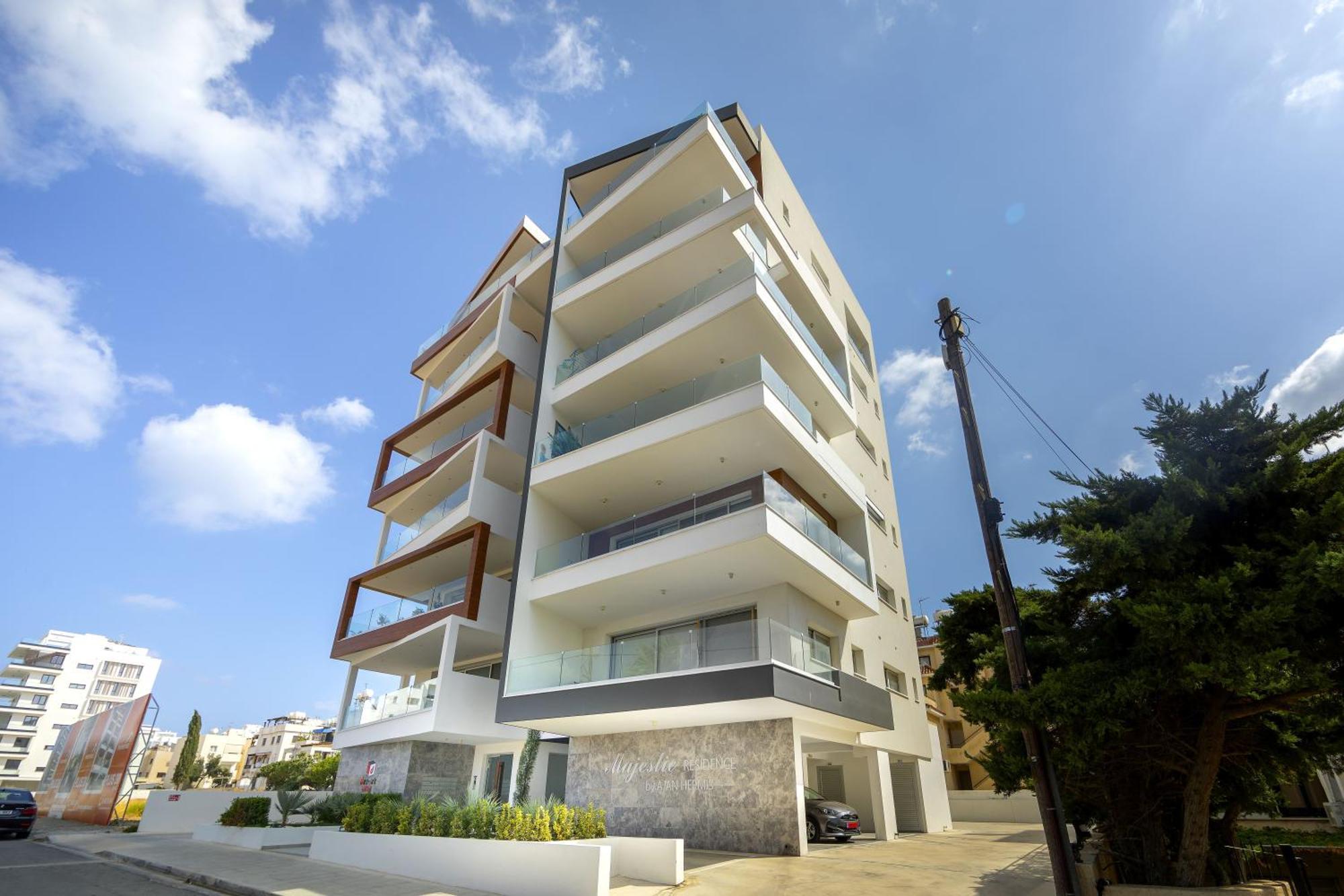 Majestic Sunset Salt Lake Views 300M From Beach Larnaka Exterior foto