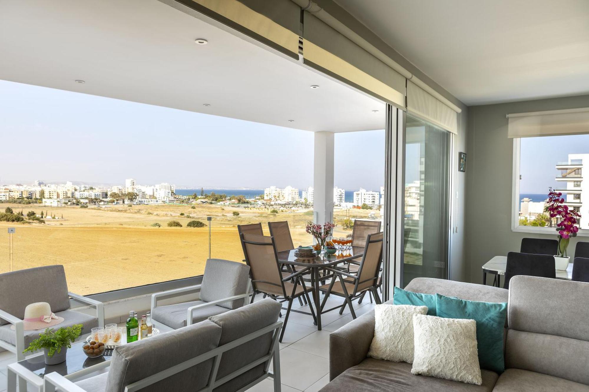 Majestic Sunset Salt Lake Views 300M From Beach Larnaka Exterior foto