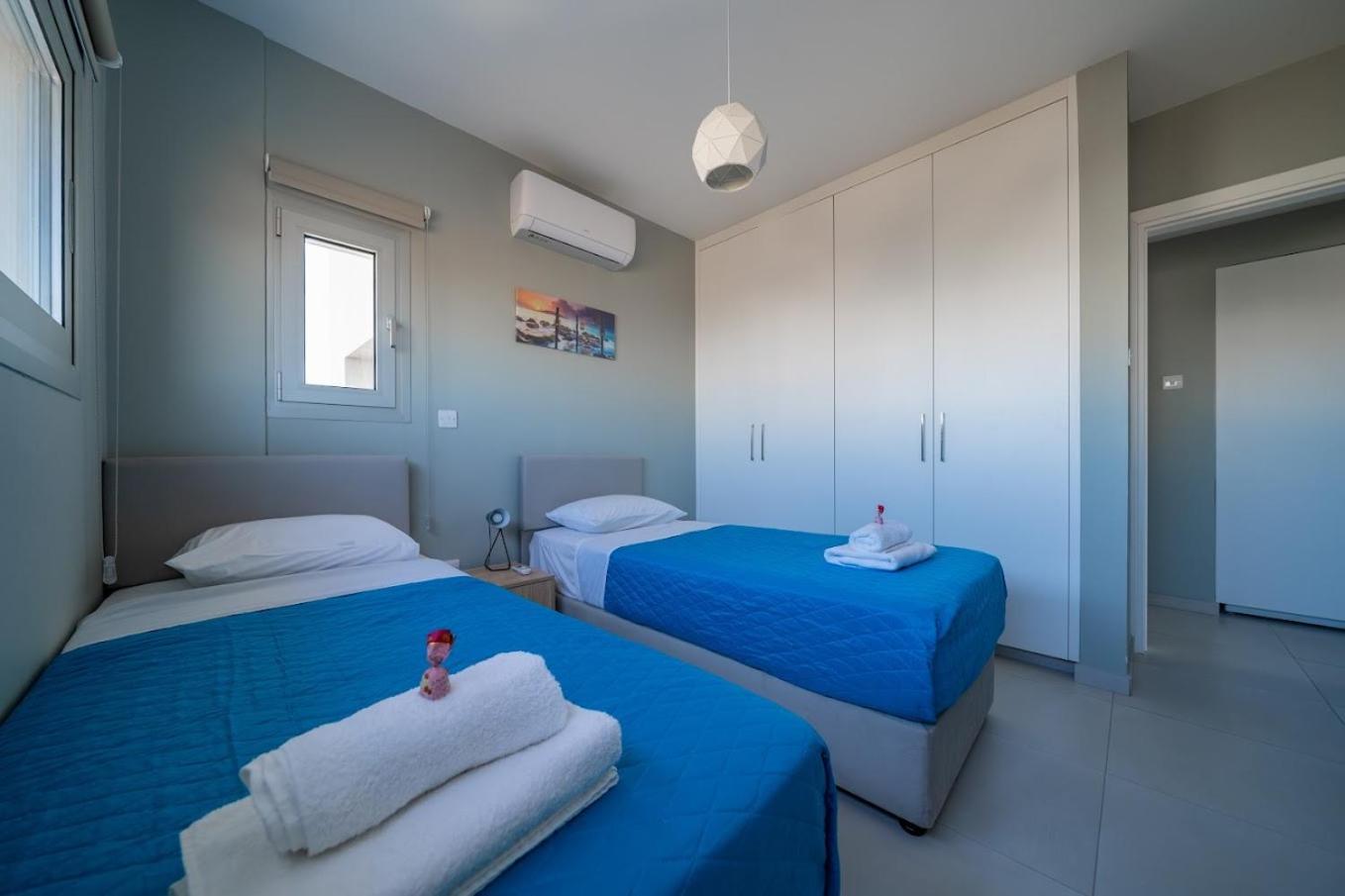 Majestic Sunset Salt Lake Views 300M From Beach Larnaka Exterior foto