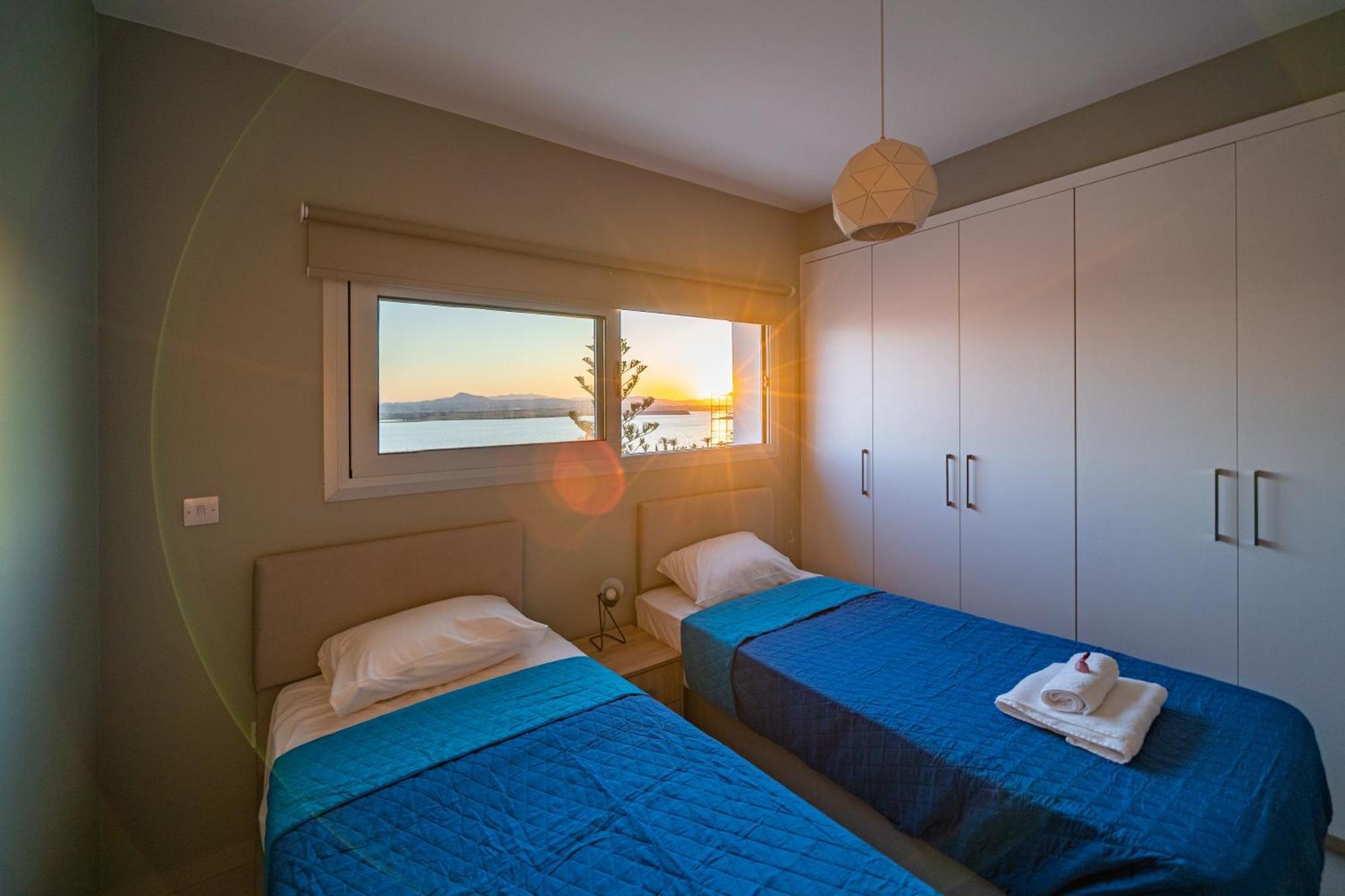 Majestic Sunset Salt Lake Views 300M From Beach Larnaka Exterior foto